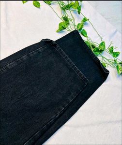 Baggy Mom Jeans
