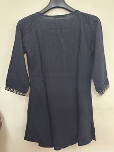 Elegant Embroidered Kurta