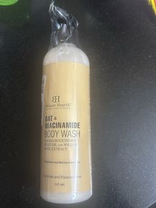Oat & Niacinamide Bodywash