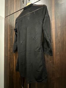 Elegant Black Chikankari Embroidered Kurta