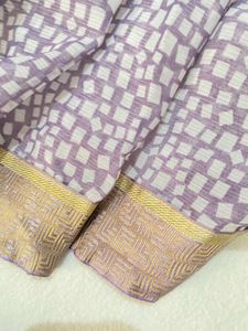 Elegant Printed Saree With Blouse