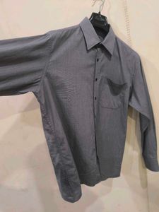 100% Cotton Grey Shirt Of Ozemberg Brand.