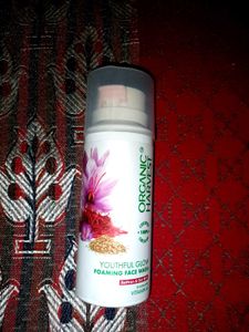 ORGANIC HARVEST FACE WASH FOR MEN AND WOMEN BOTH