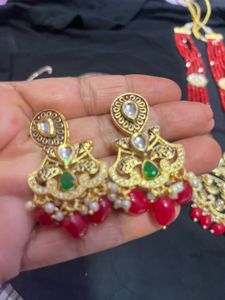 Red Beaded Kundan Necklace