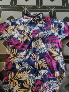 Tropical Print Short Sleeve Shirt