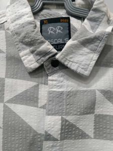 Geometric Print Button-Down Shirt