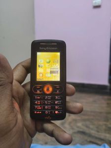 Sony Ericson W200i