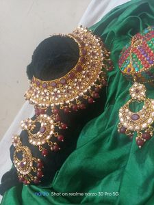 Beautiful Maroon And Gold Necklace Set
