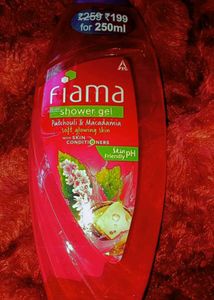 Fiama Shower Gel - Patchouli &amp; Macadamia