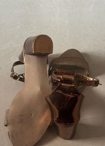 New Golden Women&#39;s Heeled Sandals