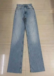 ZARA Straight Fit Jeans(baggy)