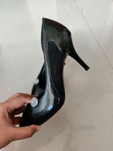 Black Dimond Pumps