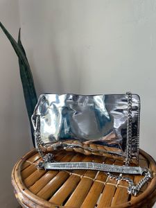 Calvin Klien Sliver Sling Bag