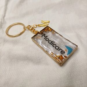 RESIN KEYCHAIN WITH CUSTOMISED BUSINESS NAME ✨ (mo