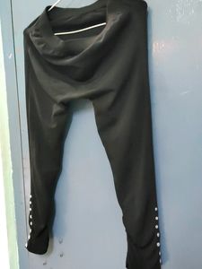 Black Stoned Strechable Leggings