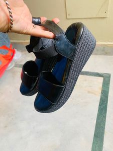 New Black Wedges🌚🦋🎀