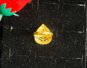 Gold &amp; Diamond Leaf Pendant