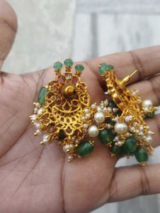 Pearl &amp; Gemstone Gold Finish Real Beeds Earrings
