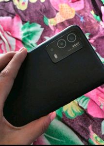 It&#39;s Totally New Phone 1 Year Used Only