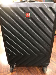 Swiss Gear Black Hardside Carry-On Small