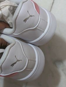 Puma Sneakers