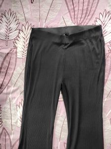 🌸Black Ribbed Flared Trouser