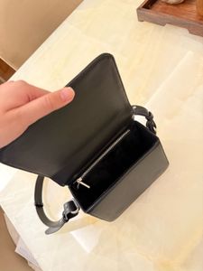 Daily Objects Box Shoulder Bag