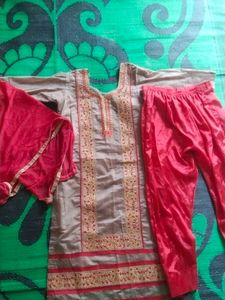 Plajo Suit