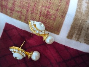 Earings