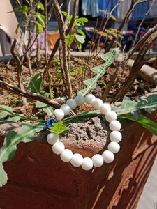 This Bracelet Is Women