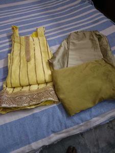 Kurta Plazo Dupatta Set