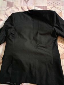 Men Black Slim  Fit Solid Blazer