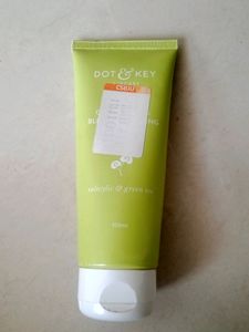 Dot & Key Salicylic Acid And Greem Tea Facewash