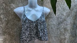 I. CUTE TOP