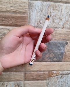 Glittery Eyeliner