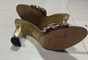 BRIDAL GLASS SANDALS