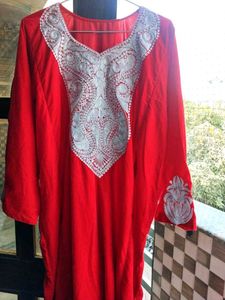 Tilla Embroidered Kashmiri Pheran
