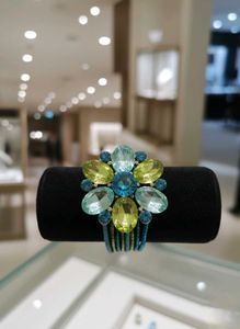 Stunning Floral Crystal Bracelet