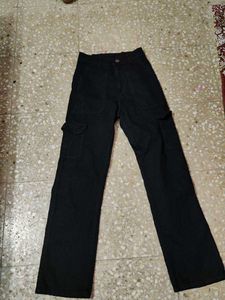 Black cargo jeans