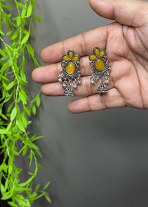 combo of 2 pretty Earrings