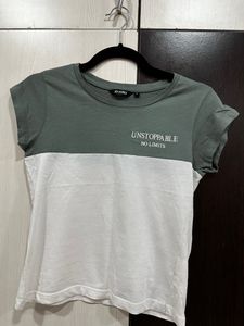 White T-shirt Zudio