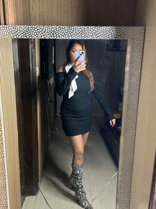 Hot Black Dress