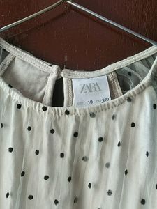 zara puff sleeve polka dot top