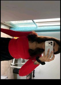 Square.neck Top