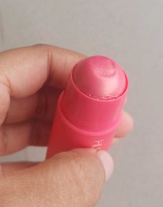 Huda Beauty Blush Stick Proud Pink