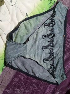 Elegant Lace Detail Briefs