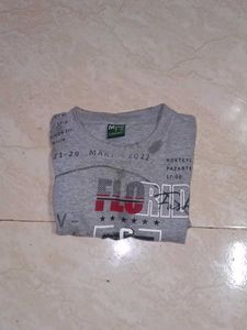 Graphic Print Tee