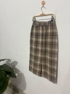 Back Slit Plaid Skirt