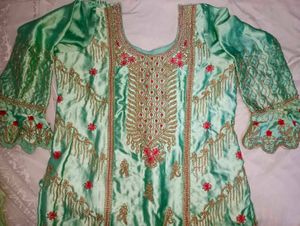 Elegant Green Kurta Set