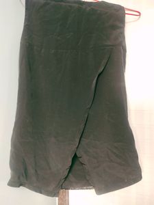 Black Sequined Sleeveless Top